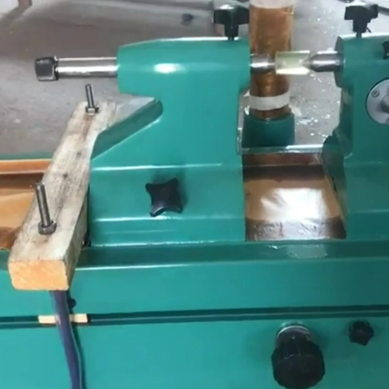 Vengono spediti i prodotti finiti del tester runout